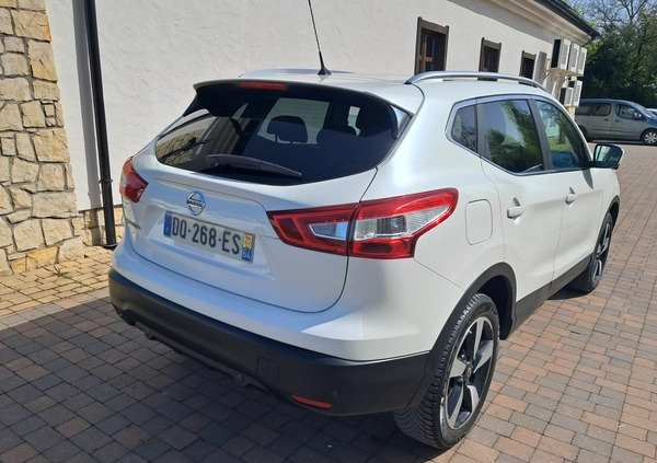 Nissan Qashqai cena 49800 przebieg: 120000, rok produkcji 2015 z Lublin małe 781